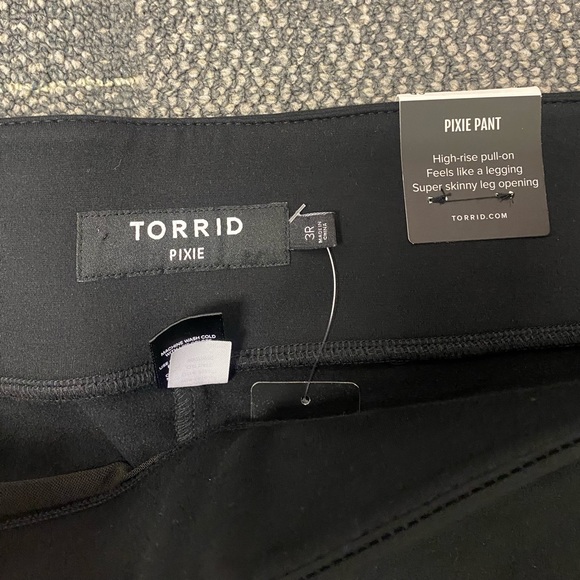 NWT Torrid Pixie Skinny Studio Luxe Ponte High-Rise Fleece Lined Pant 3R - Picture 5 of 10